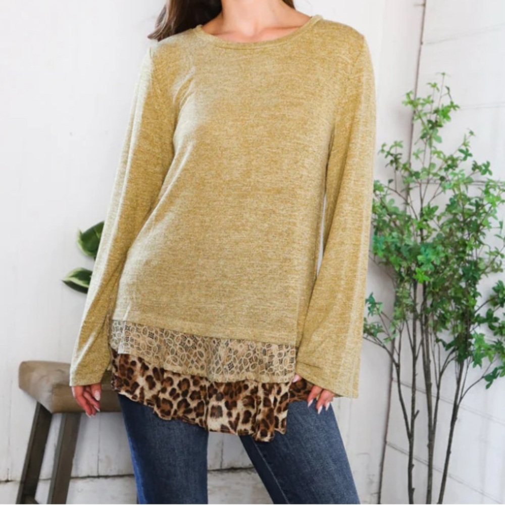 AndTheWhy Tiered Hem Knit Top – Mustard w/ Lace & Leopard – Size M NWT
